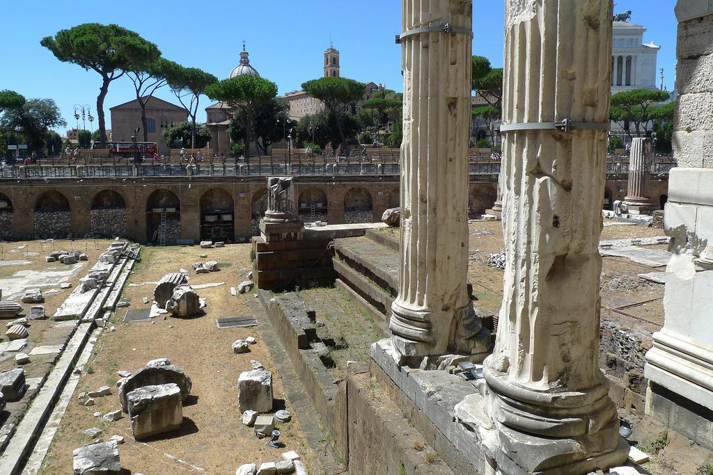 Roman Forum Suite Ngoại thất bức ảnh